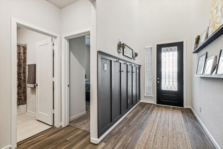 Property Photo: 28022 Clapton Path TX 77386