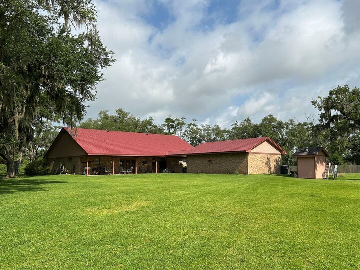 Property Photo:  2323 Oakwood Drive  TX 77566 