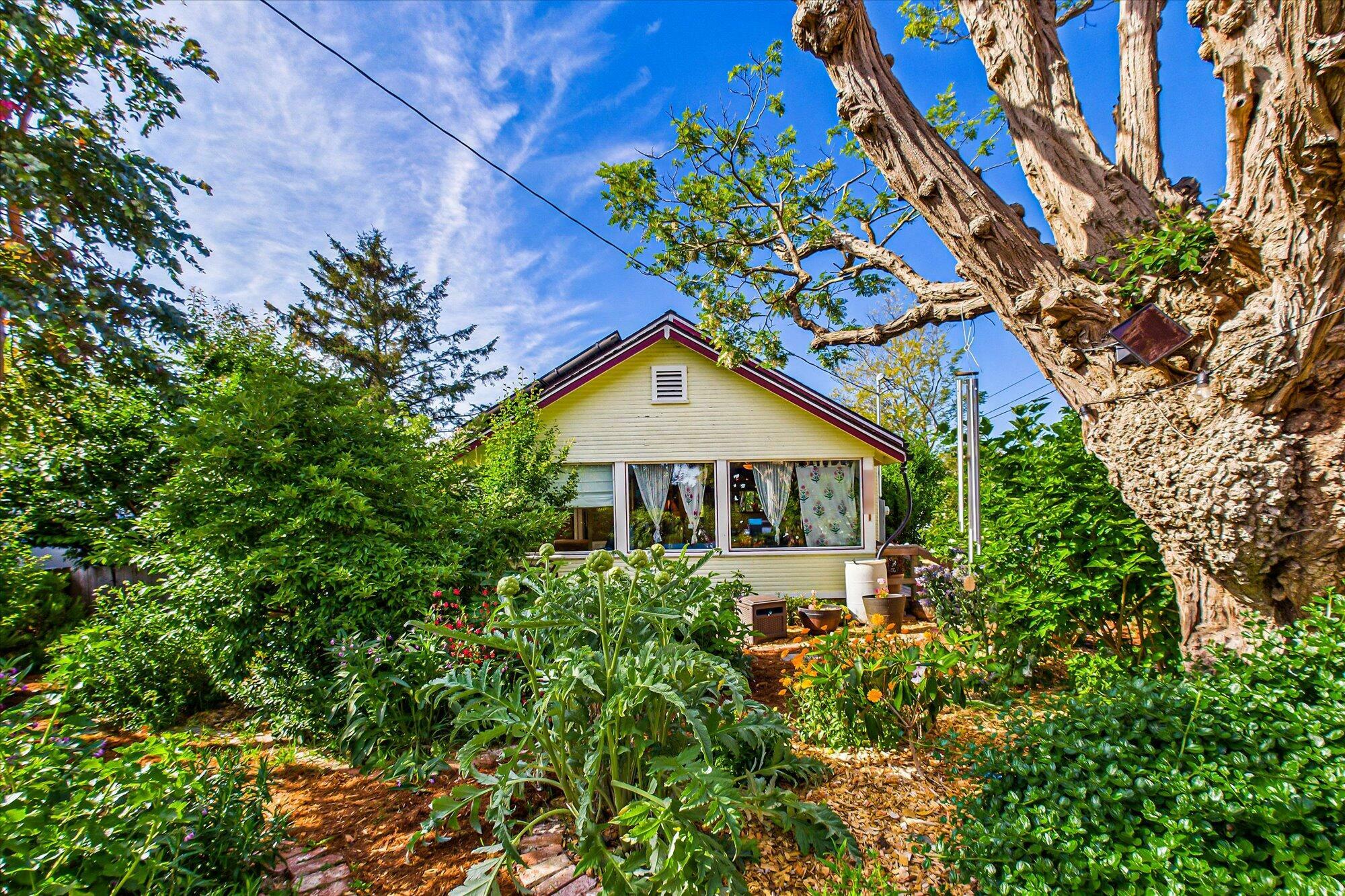 Property Photo: 3291 18th Street CA 95501