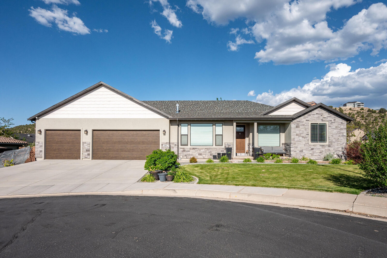 Property Photo:  291 S Marble Canyon Cir  UT 84720 