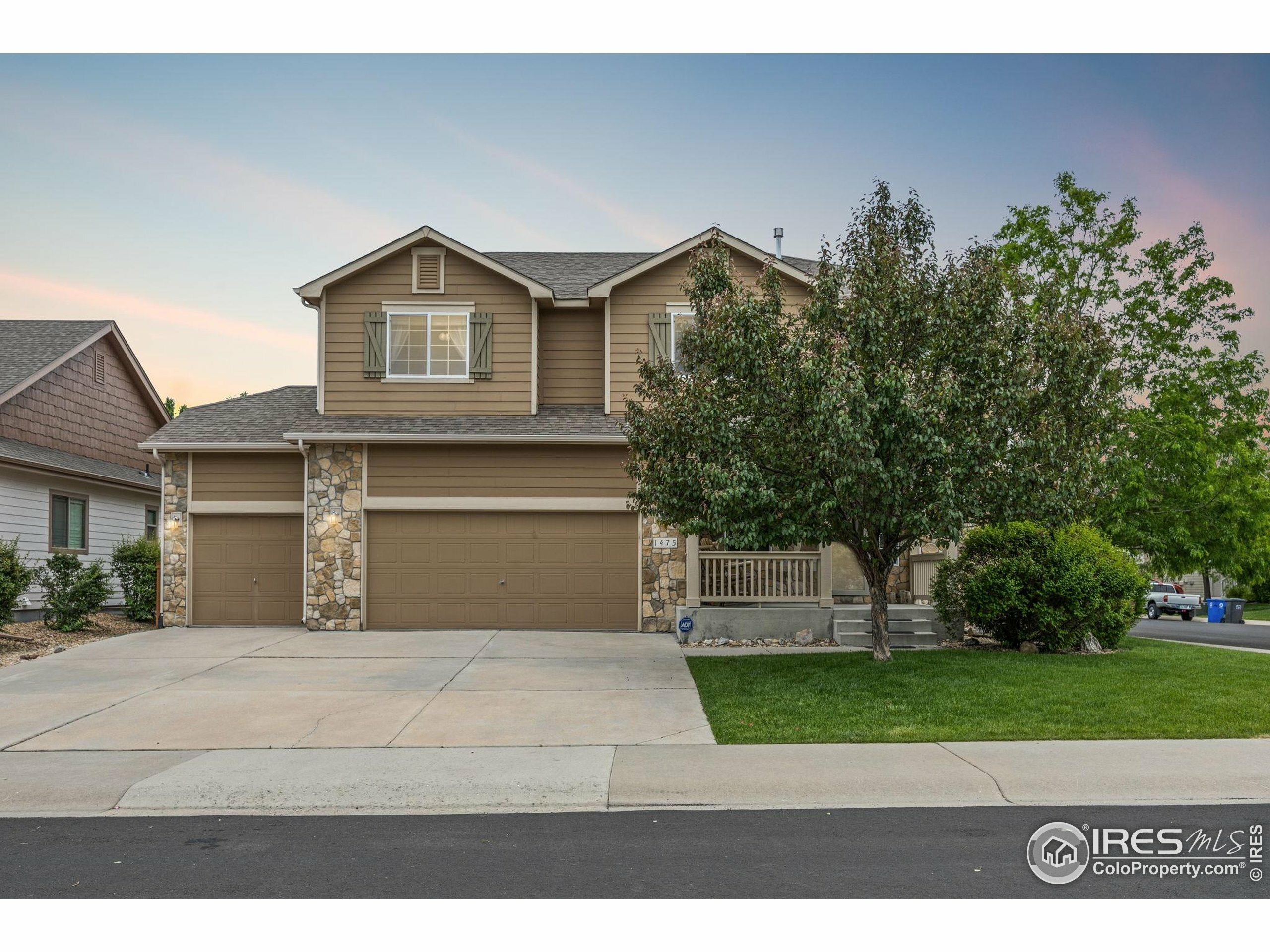 Property Photo: 1475 Massadona Pl CO 80538