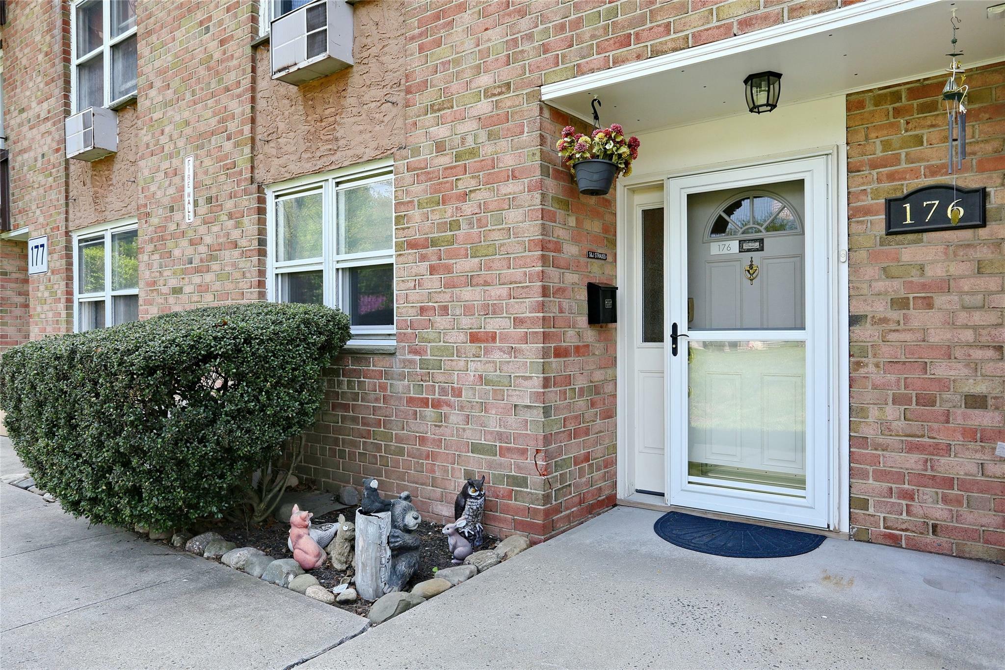 Property Photo: 176 Kearsing Parkway NY 10952