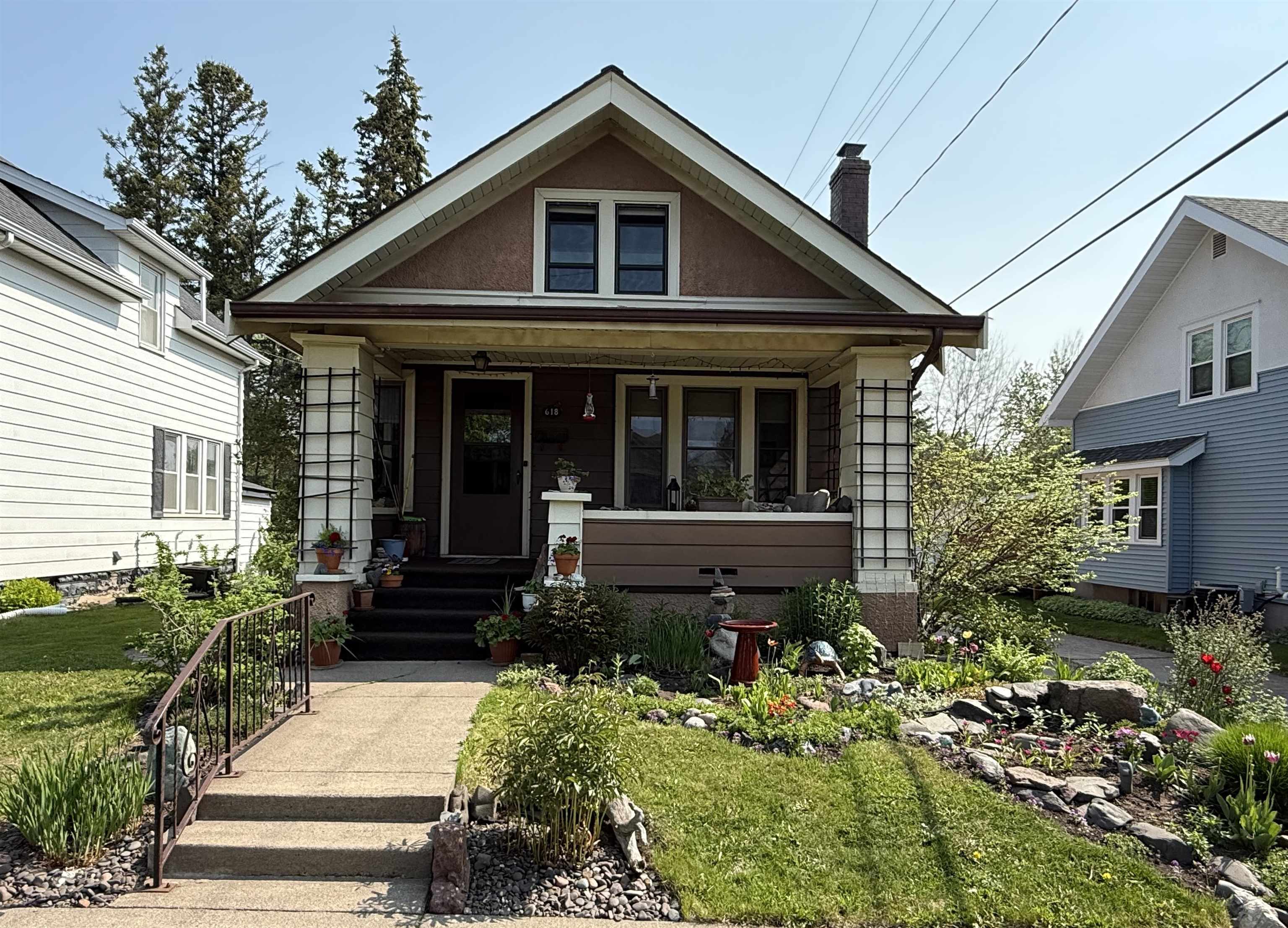 Property Photo:  618 N 39th Ave W  MN 55807 