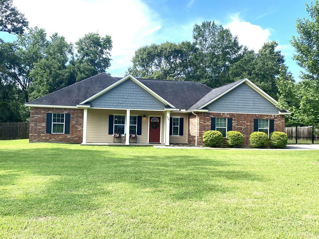 Property Photo: 429 Derek Road TX 75904