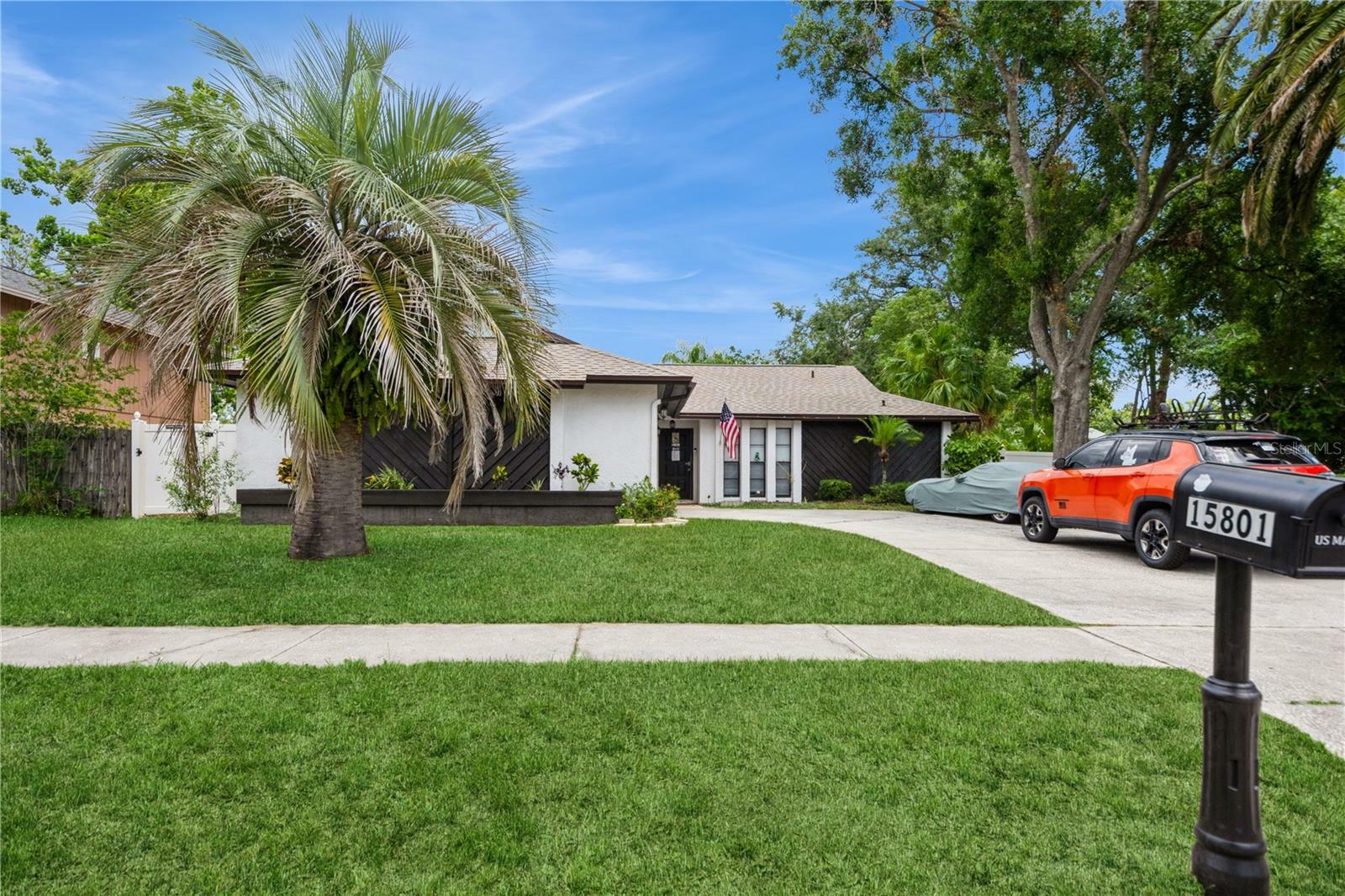 Property Photo: 15801 Cottontail Place FL 33624