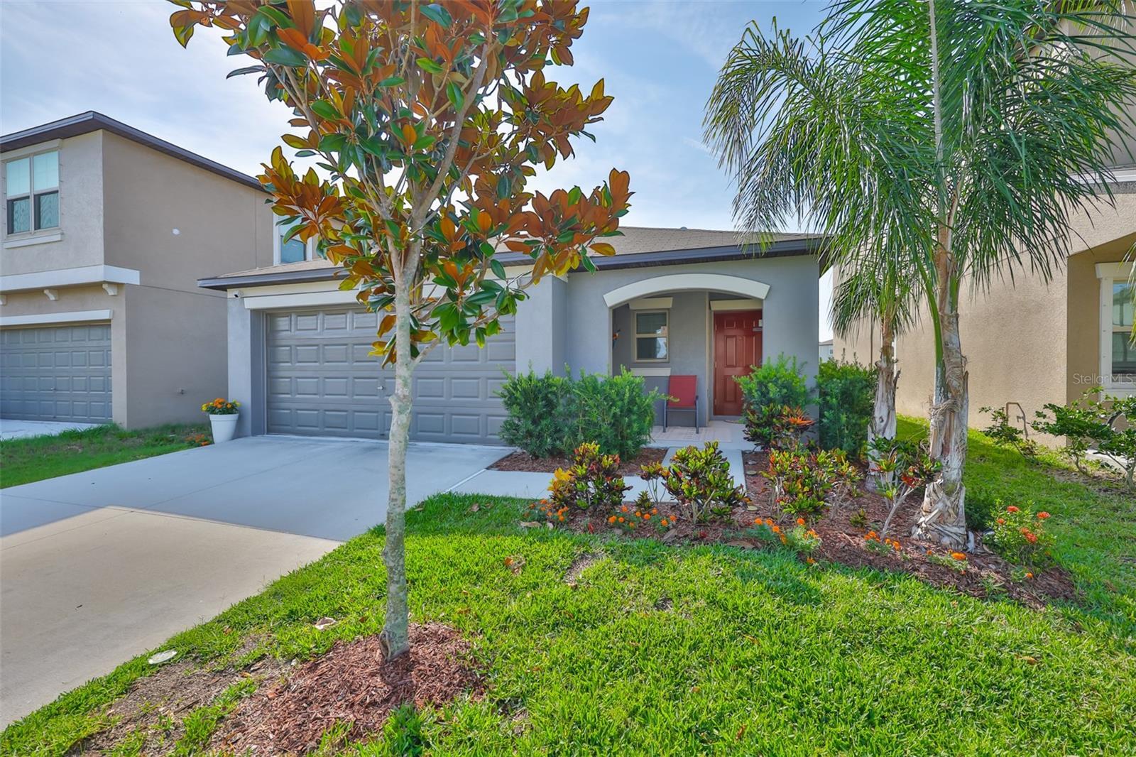 Property Photo: 9423 Lemon Drop Loop FL 33573