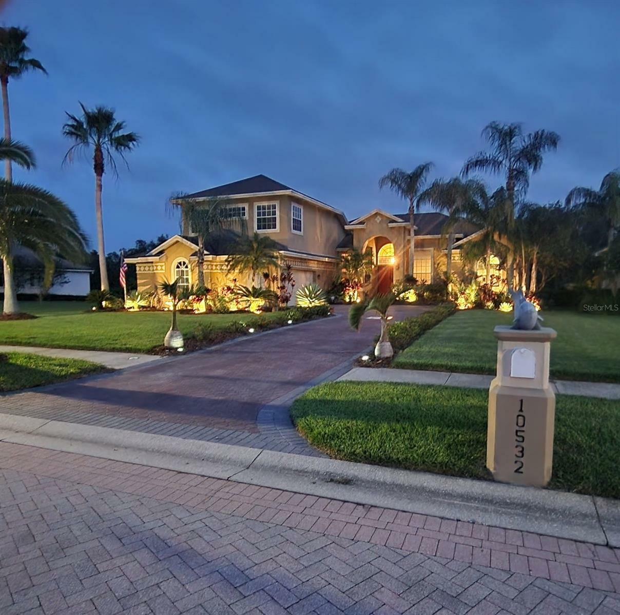 Property Photo: 10532 Cory Lake Drive FL 33647