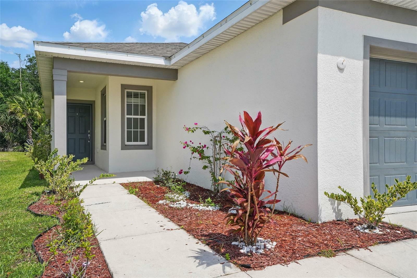 Property Photo:  5079 Royal Point Avenue  FL 34746 
