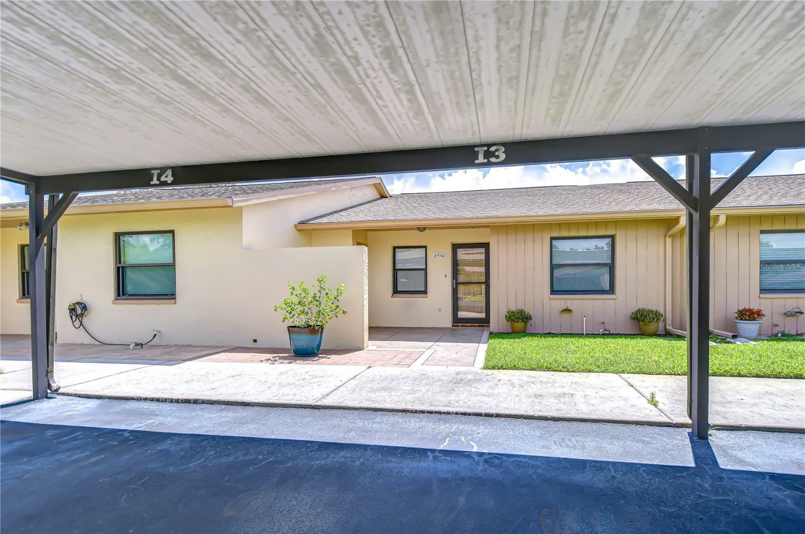 Property Photo: 6550 Teak Court FL 33542