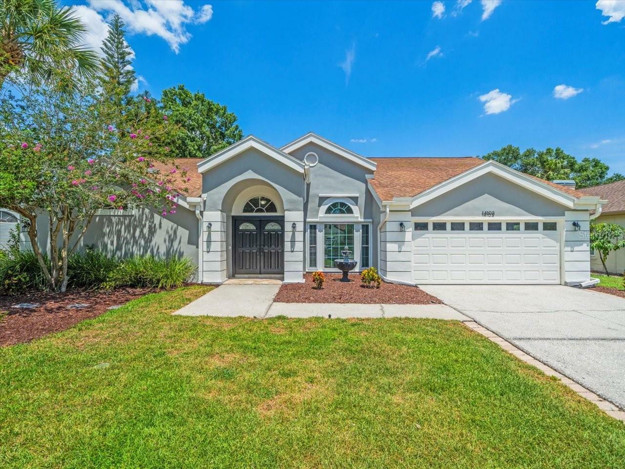 Property Photo: 14103 Stonebrook Court FL 33624