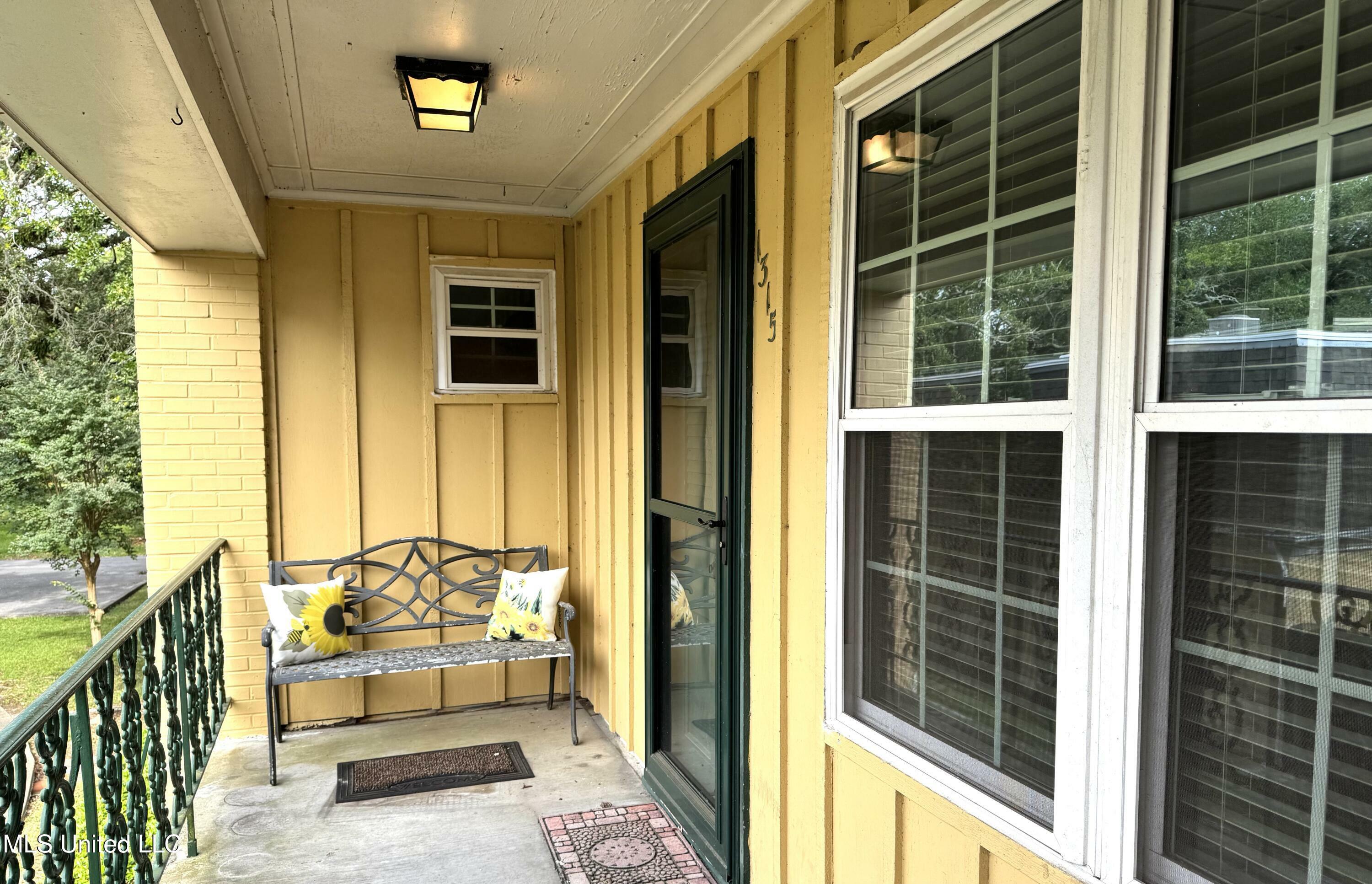 Property Photo: 3310 Washington Avenue MS 39581