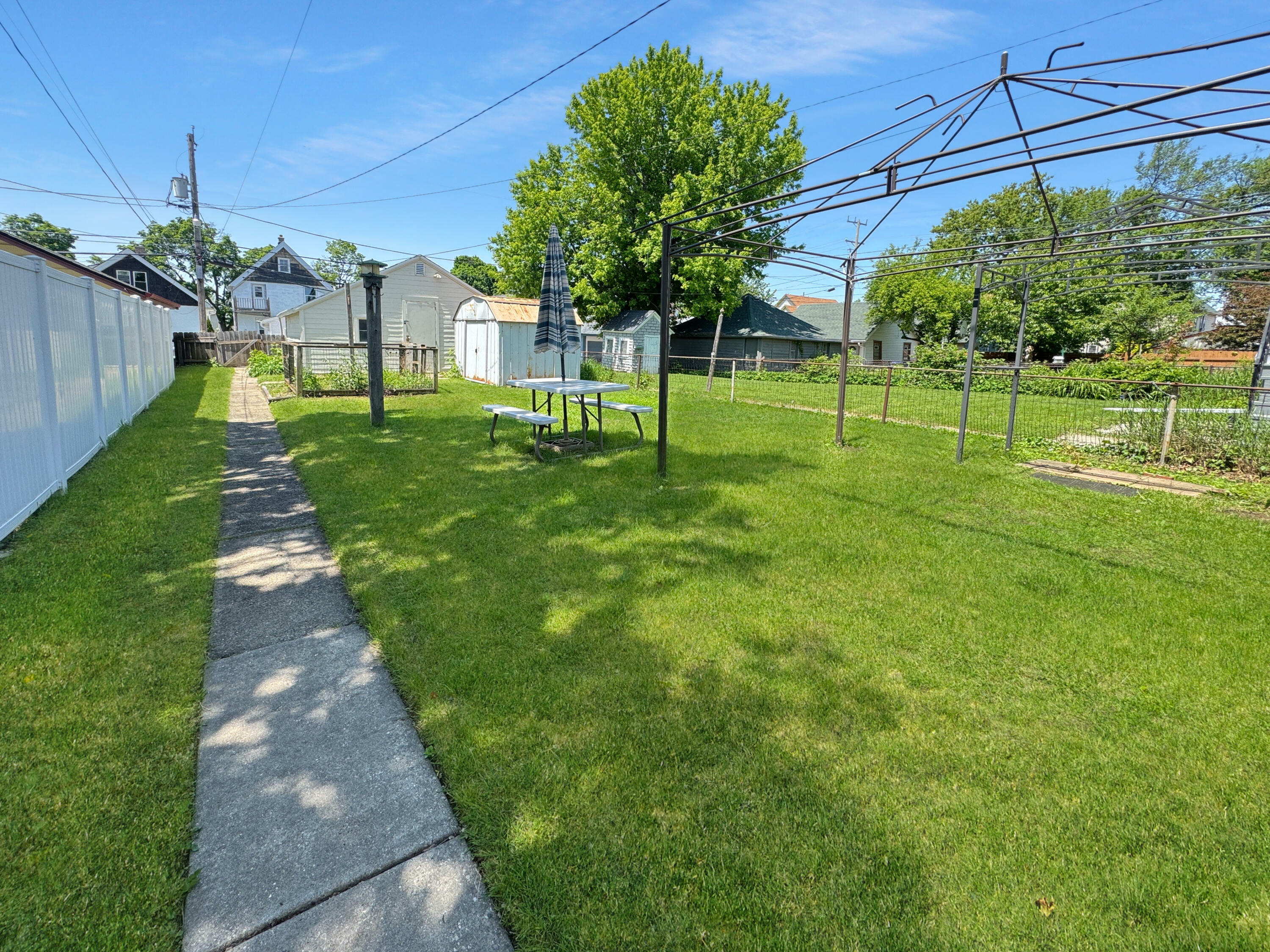 Property Photo: 2337 S 33rd St WI 53215