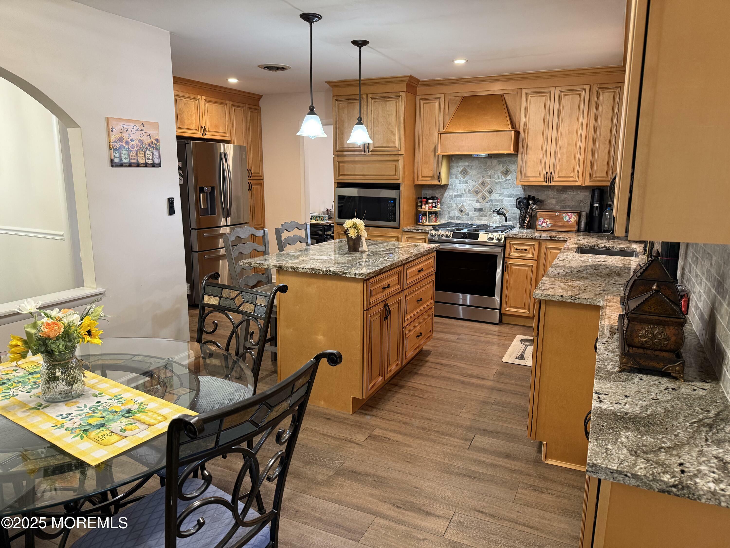 37 Brookfield Court  Toms River NJ 08757 photo