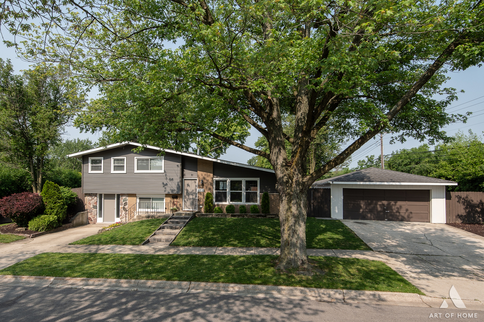 Property Photo: 5700 Grange Avenue IL 60452