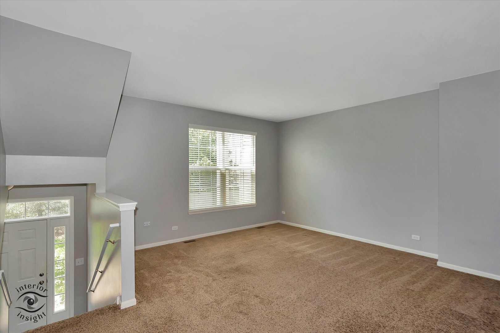 Property Photo: 807 Summit Creek Drive IL 60404