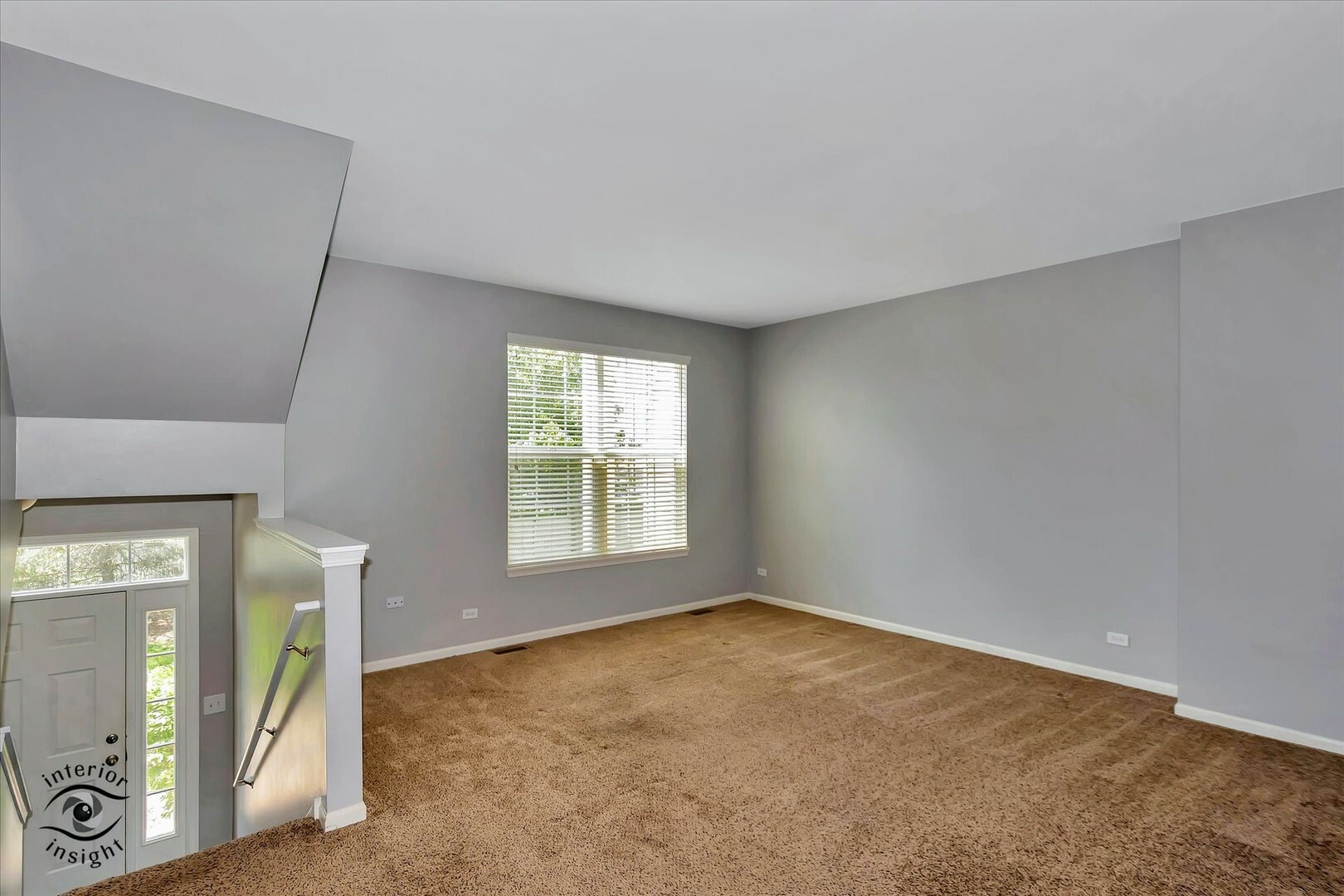 Property Photo: 807 Summit Creek Drive IL 60404