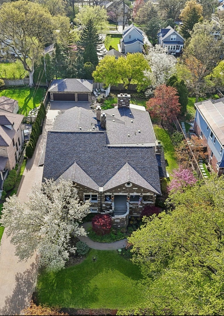 Property Photo: 1424 Glencoe Avenue IL 60035