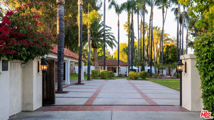 Property Photo: 18625 Wells Drive CA 91356