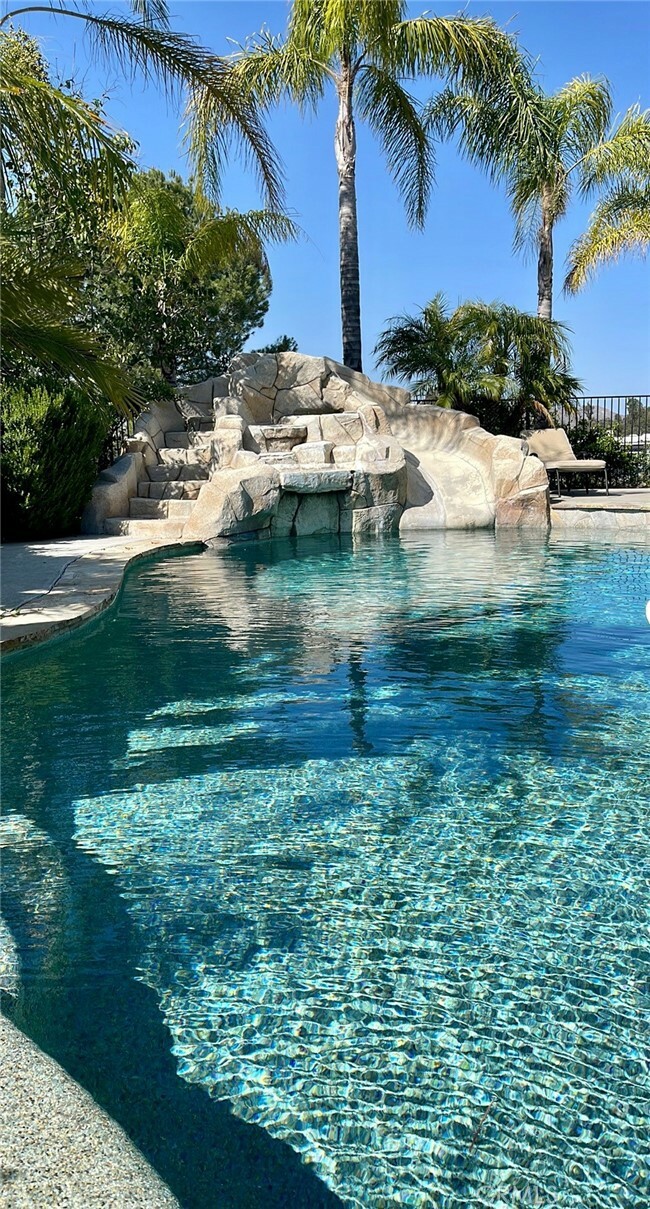 35450 Calle Nopal  Temecula CA 92592 photo