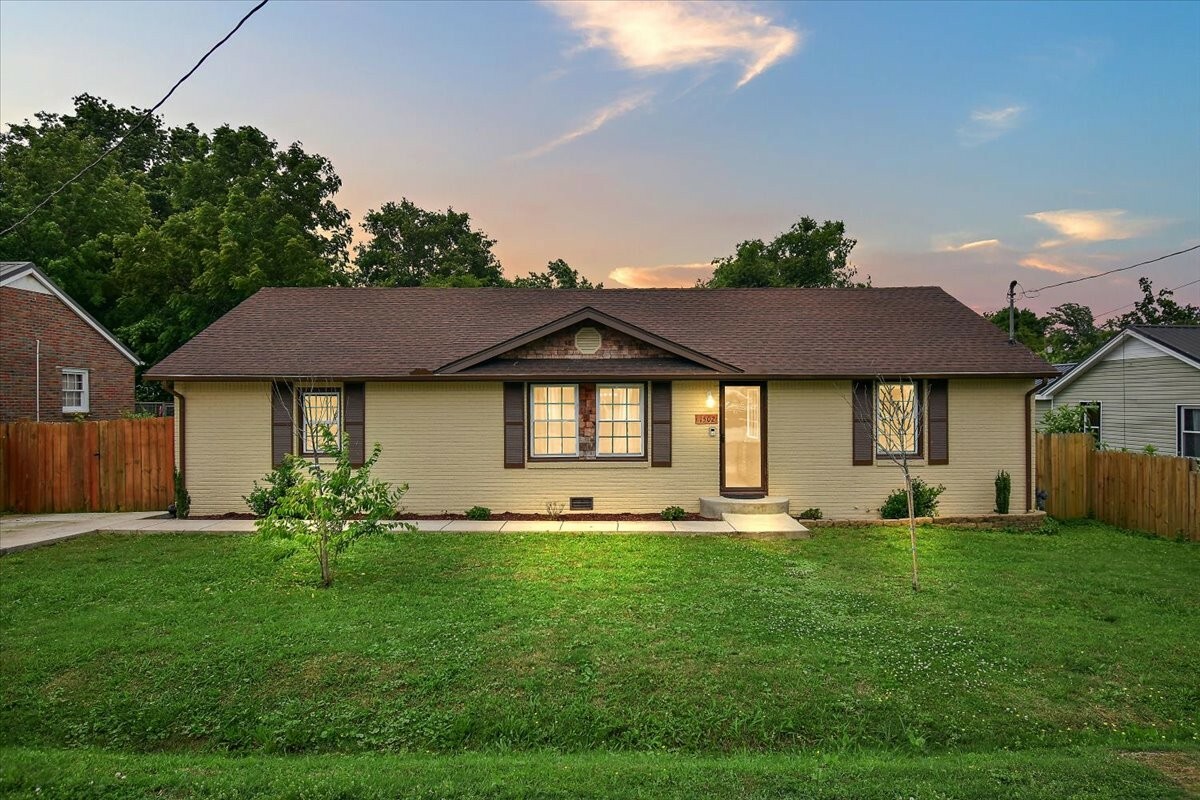 Property Photo: 1502 Lawndale St TN 37334