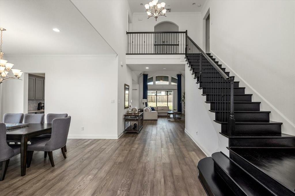Property Photo: 2016 Roundtree Circle E TX 76008