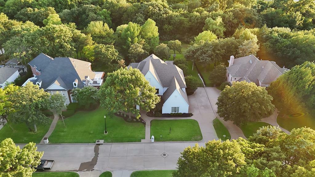 Property Photo:  1601 Valleywood Trail  TX 76063 