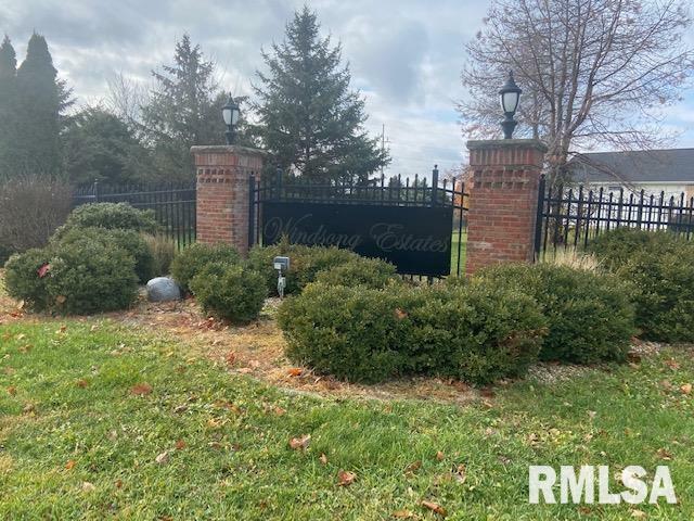 Property Photo: 105 Sable Lane IL 61571