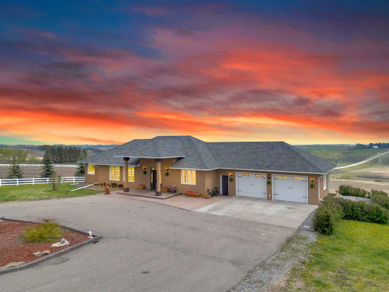 Property Photo: 28125 Hwy 587 AB T4G 0E9