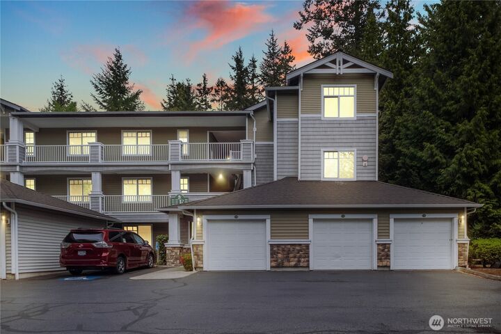 12712  Admiralty Way F-306  Everett WA 98204 photo