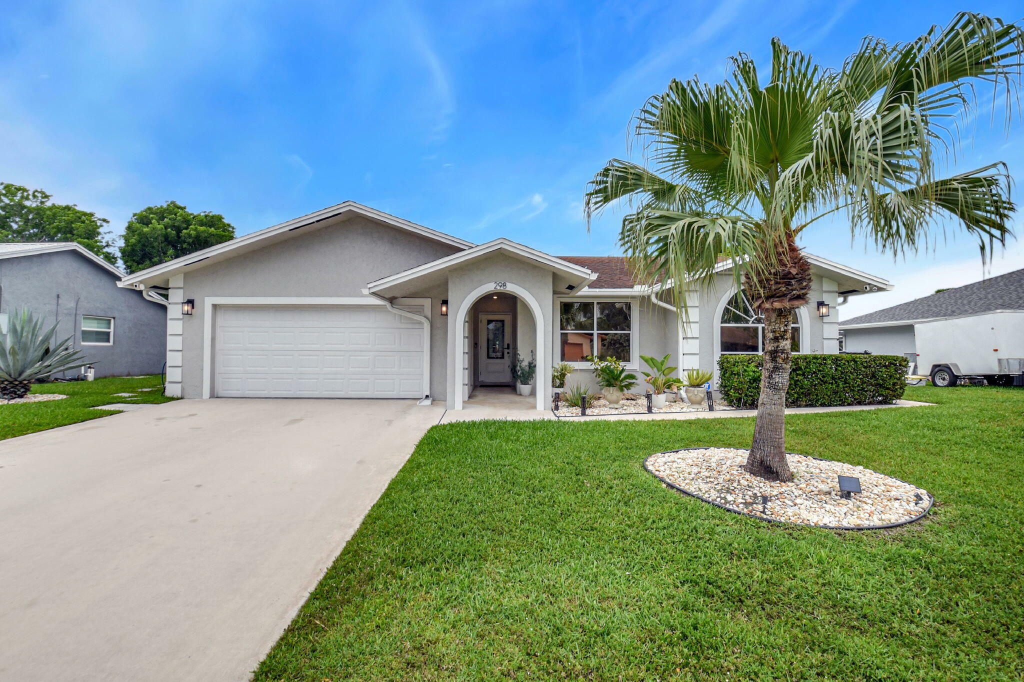Property Photo:  298 Las Palmas Street  FL 33411 