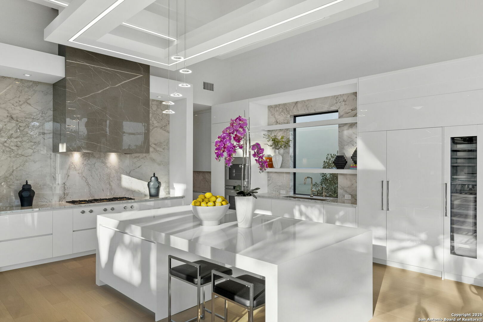 Property Photo: 24615 Cliff Line TX 78257