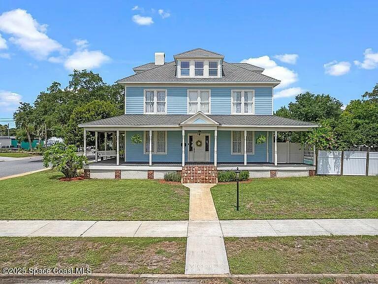 Property Photo: 620 Indian River Avenue FL 32796