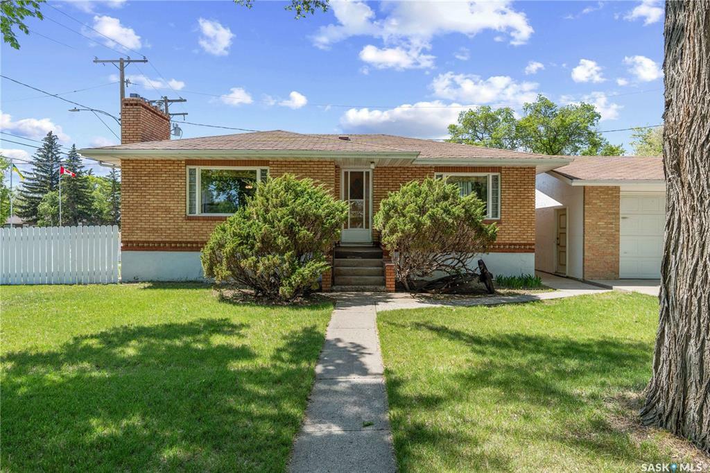 Property Photo: 1102 Elgin Avenue SK S6H 4H1