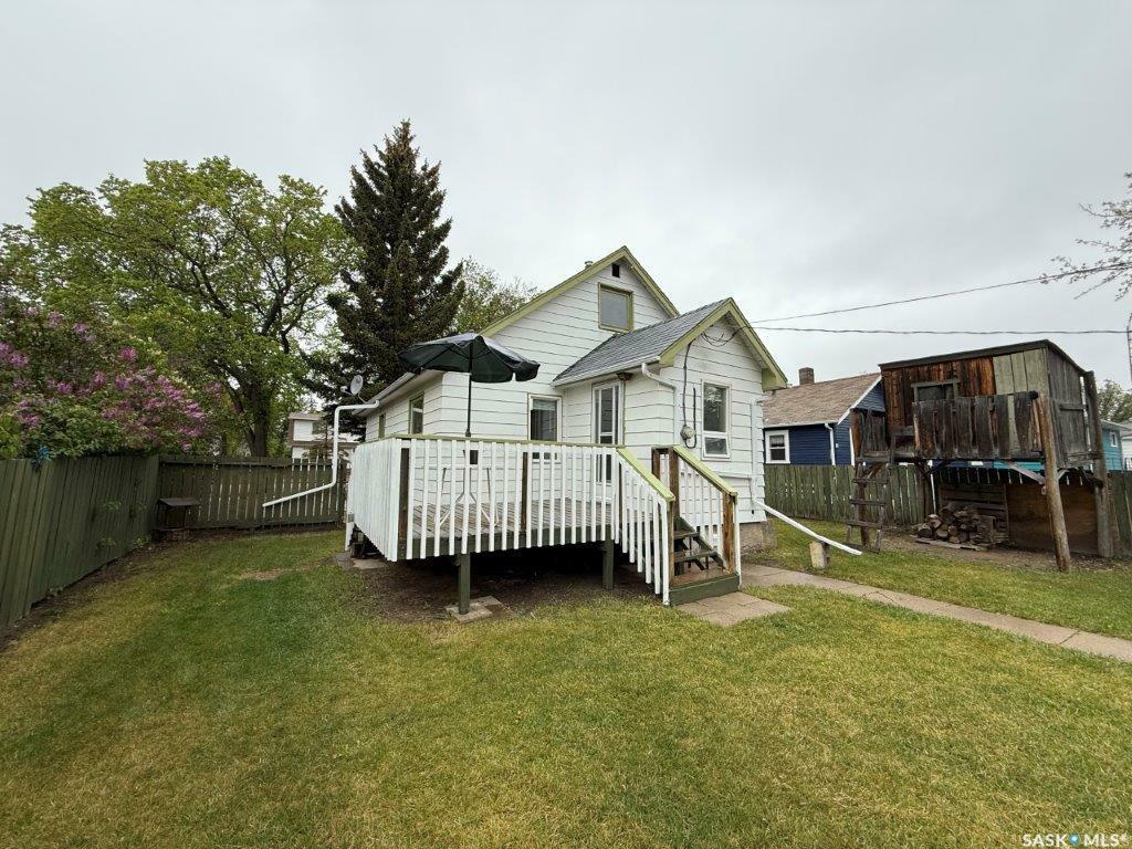 Property Photo: 404 Main Street SK S0L 1S0
