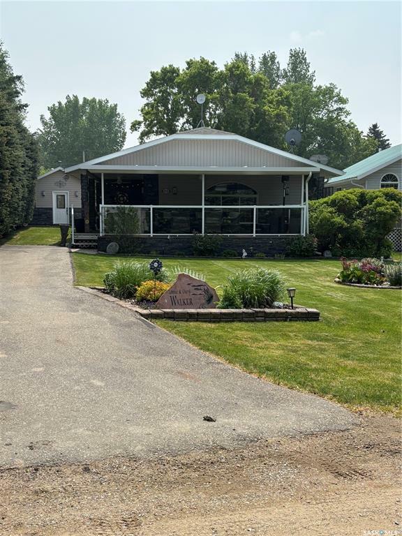 Property Photo:  219 Sovereign Crescent  SK S0L 0G0 