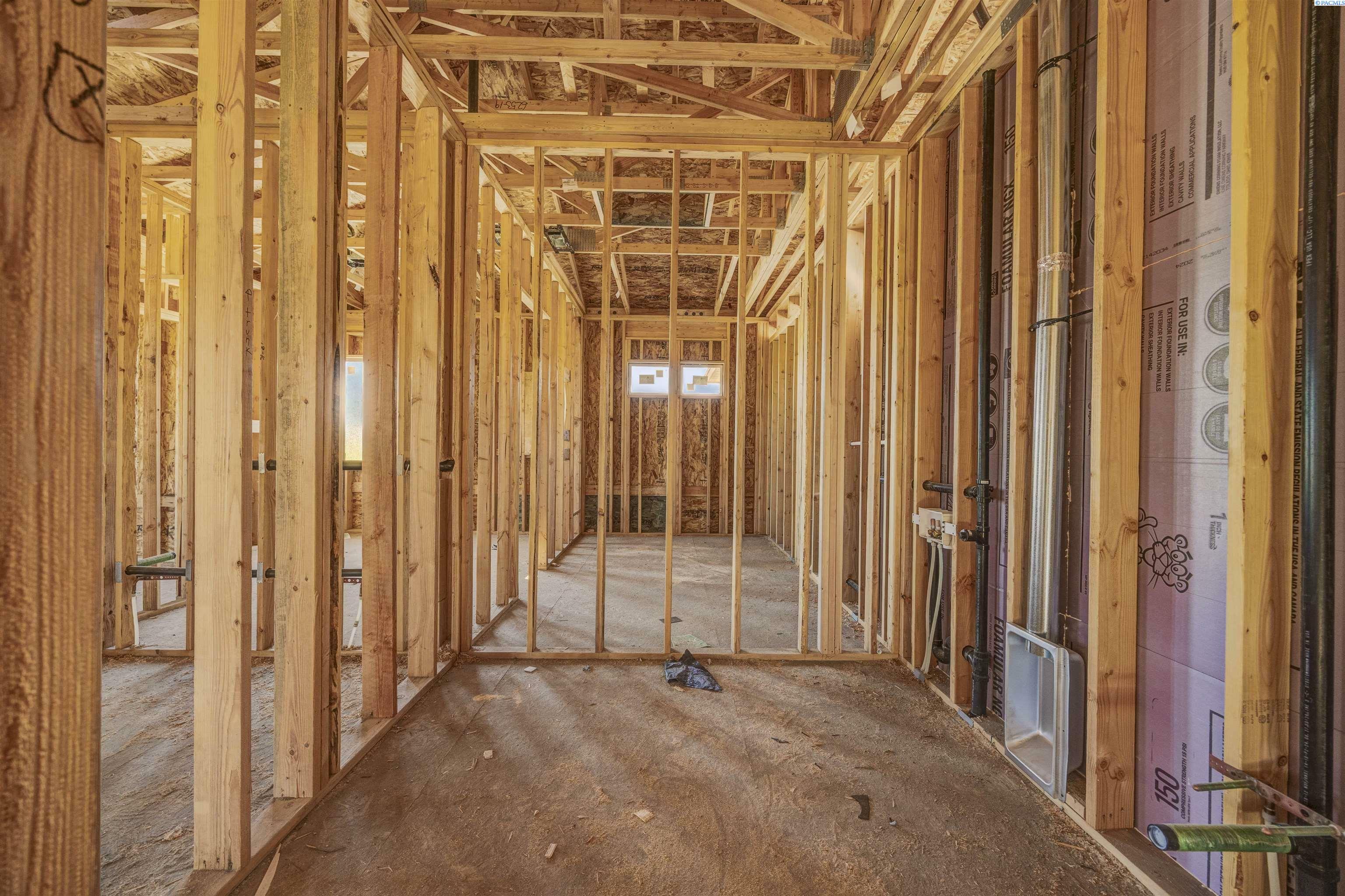 Property Photo: 7008 Grange St WA 99338