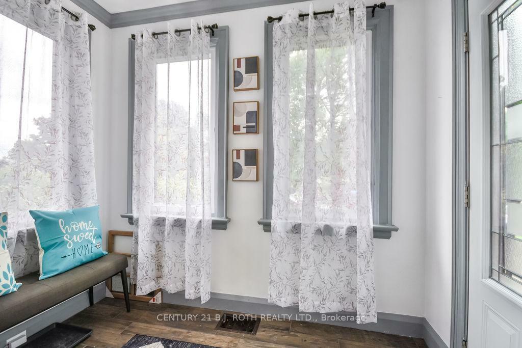 Property Photo: 15 Thomson Street ON L4N 1X4
