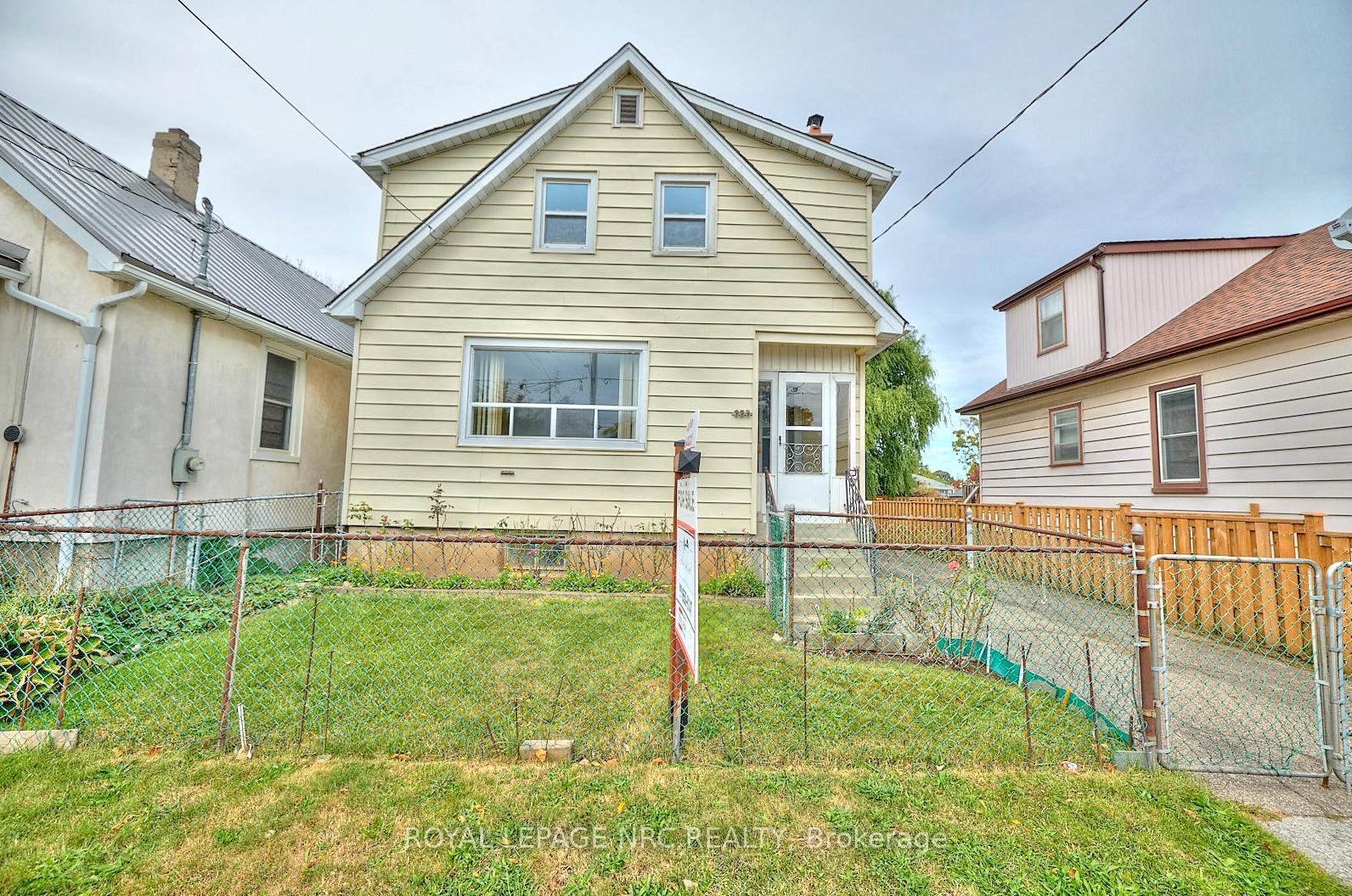 Property Photo:  223 Niagara Street  ON L2M 4V3 