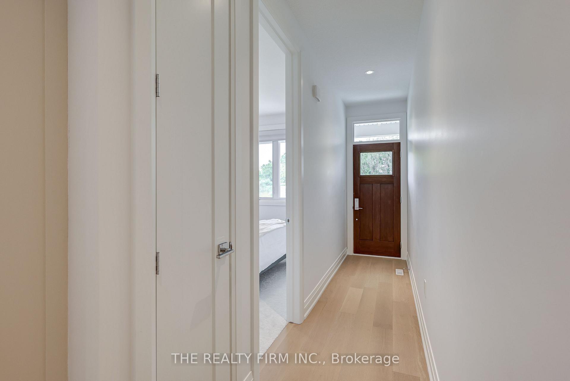 Property Photo: 85 Forest Street 4 ON N5H 1S5