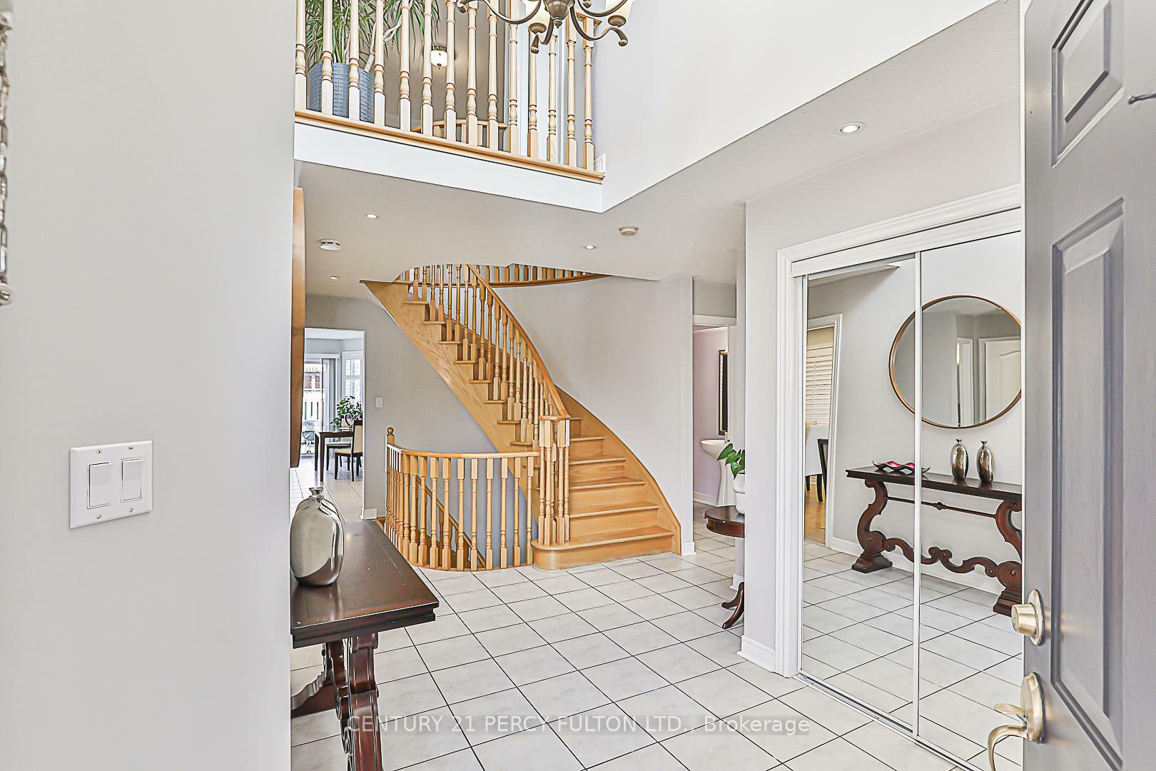 Property Photo: 151 Rosanna Crescent ON L6A 3E4