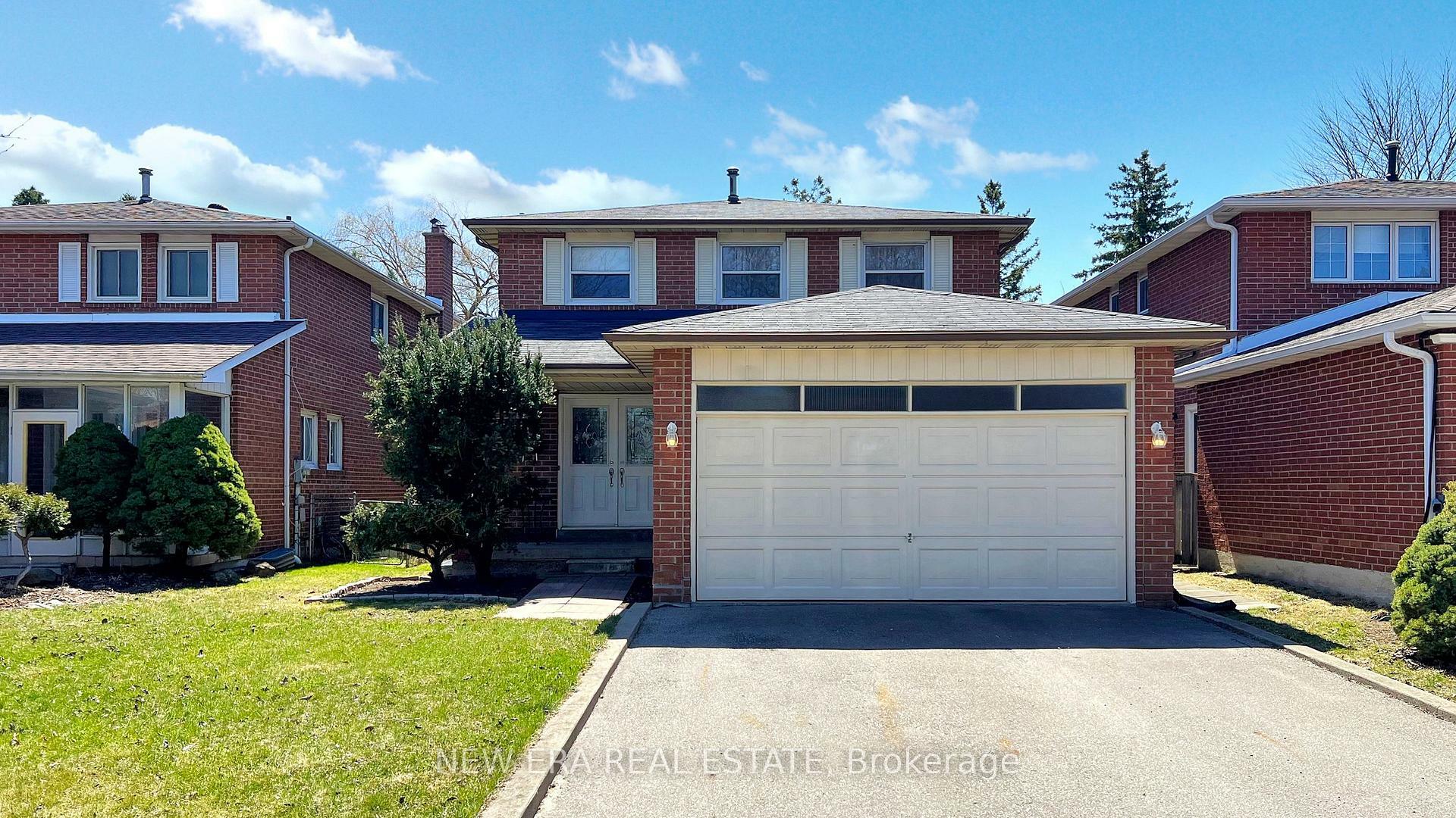 Property Photo: 100 Cherry Hills Road ON L4K 1M5