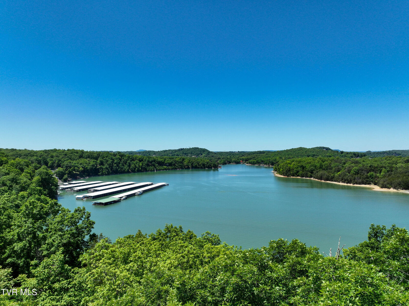 Property Photo:  614 Harbor Point Drive  TN 37615 