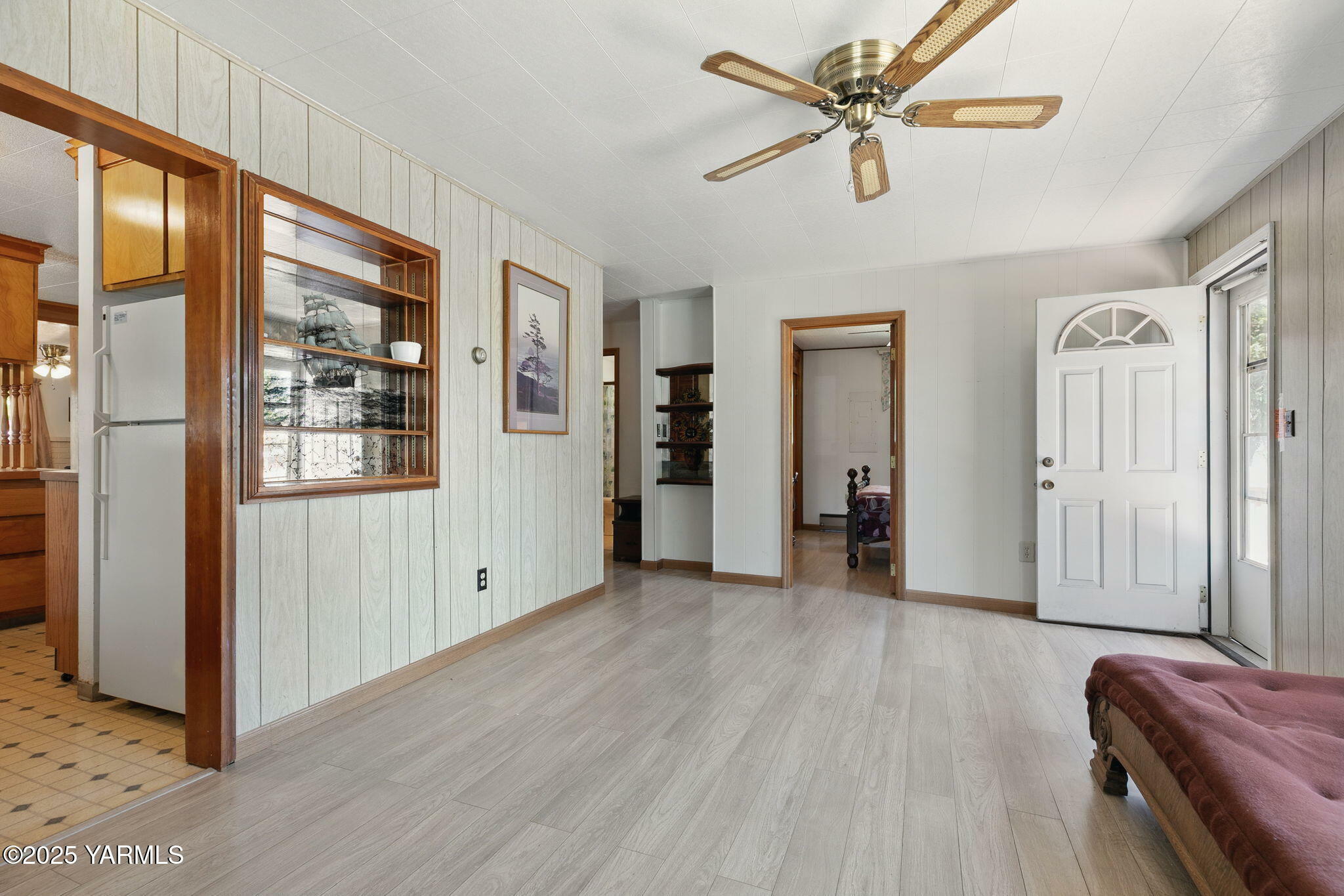Property Photo: 308 S 3rd St WA 98942