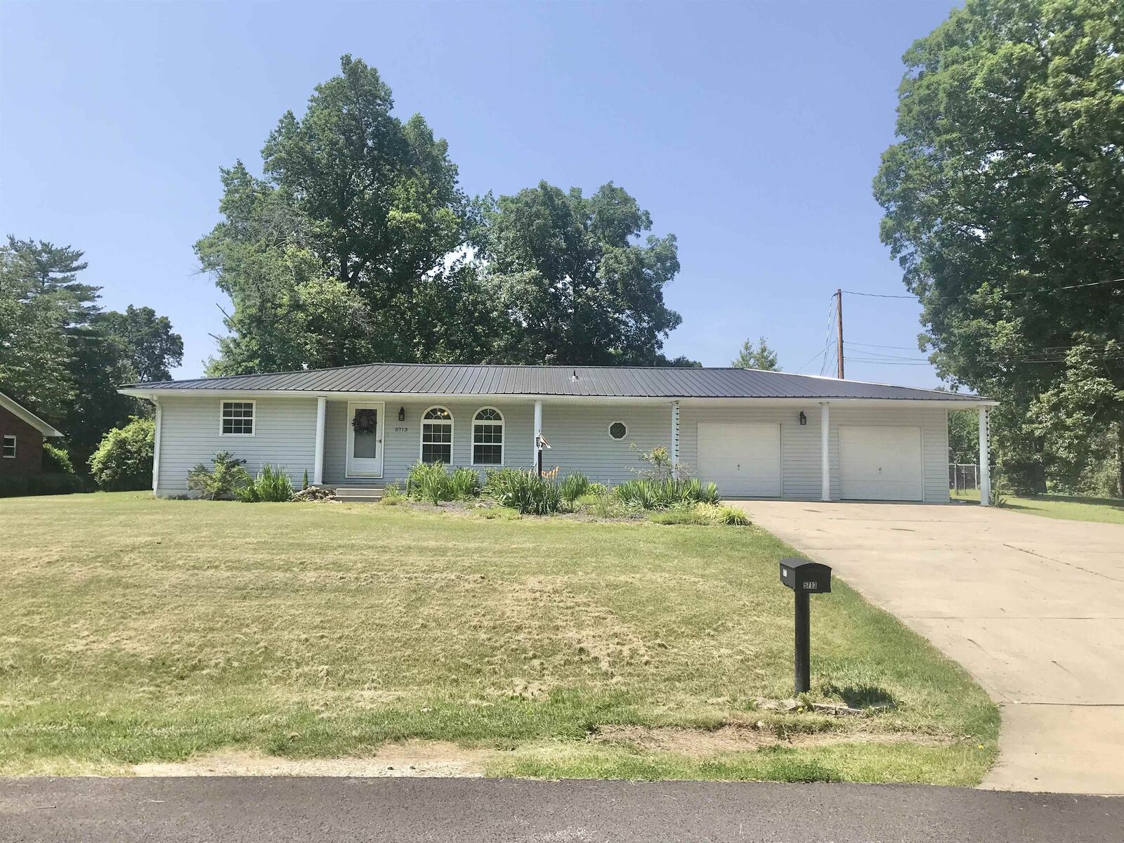 Property Photo:  5713 Bybee Road  KY 41102 