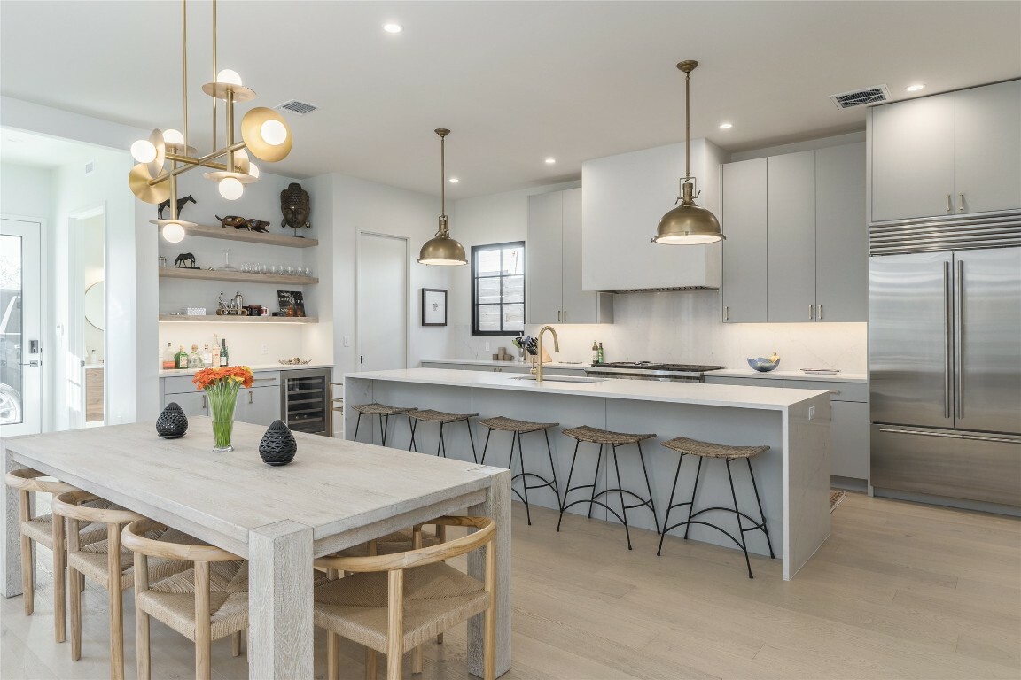 Property Photo: 1702 Bauerle Avenue TX 78704