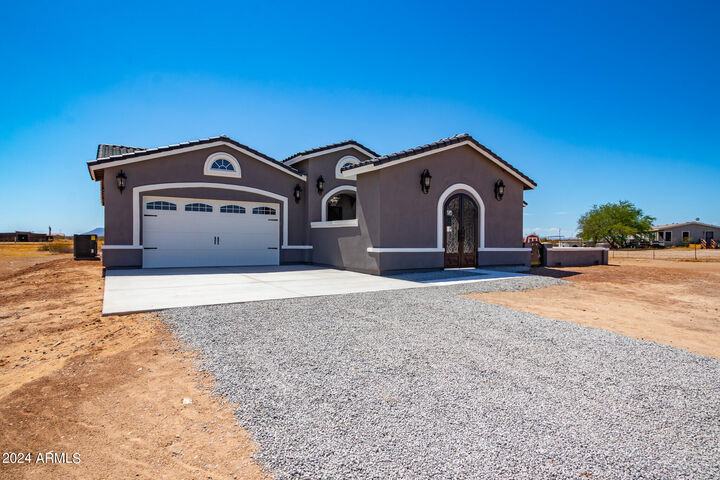 Property Photo: 2504 S 347th Avenue AZ 85354