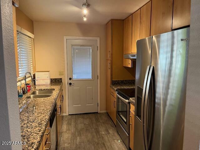 Property Photo:  1718 E Gaylon Drive  AZ 85282 