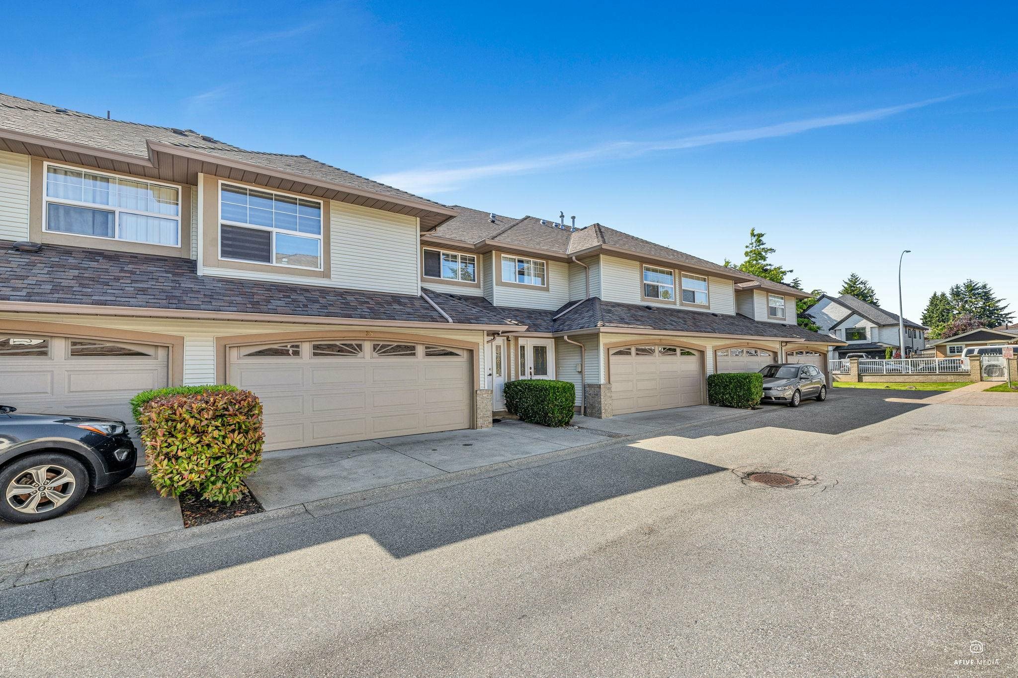 Property Photo:  12165 75 Avenue 39  BC V3W 0W7 