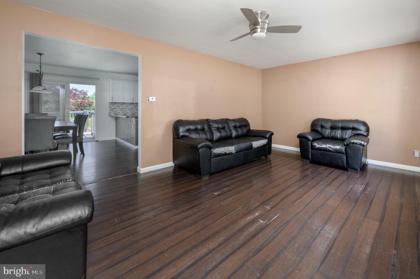 Property Photo: 1654 Washington Avenue NJ 08361