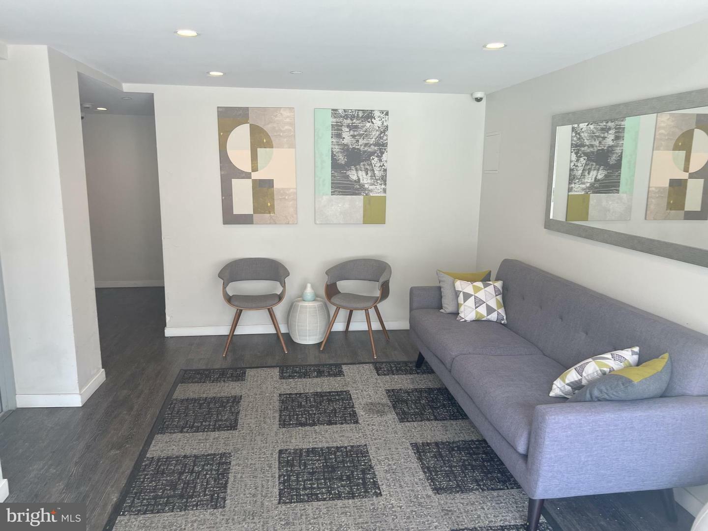 Property Photo: 4217 Chestnut Street 206 PA 19104